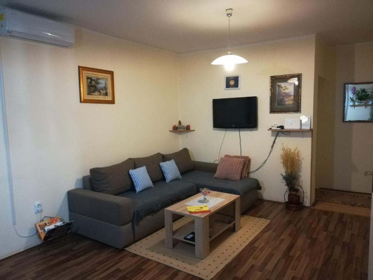 Apartamento Apartman Rosa Skradin Exterior foto